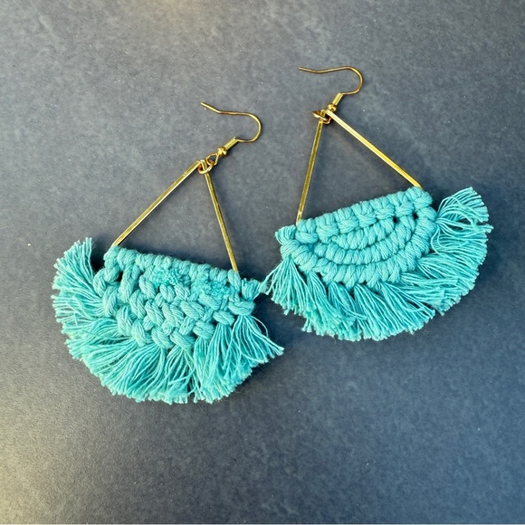 Macrame Crochet Blue Fringe Earrings - Picture 1 of 8